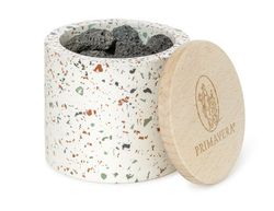 KI generiert: Das Bild zeigt eine Verpackung von Sonett Waschmittel, das als ökologisch konsequent beschrieben wird. Es handelt sich um ein Waschpulver mit 100 % Bio-Seife, geeignet für Temperaturen von 40-95 °C.