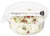 KI generiert: Auf dem Bild befindet sich eine durchsichtige Plastikverpackung mit Ziegenfrischkäse, der mit Kräutern und rosa Pfefferkörnern verfeinert ist. Das Etikett trägt die Aufschrift "ZiegenFRISCHKÄSE" der Marke Biovela.