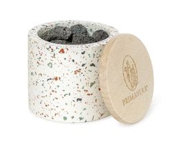 KI generiert: Das Bild zeigt eine Verpackung von Sonett Waschmittel, das als ökologisch konsequent beschrieben wird. Es handelt sich um ein Waschpulver mit 100 % Bio-Seife, geeignet für Temperaturen von 40-95 °C.