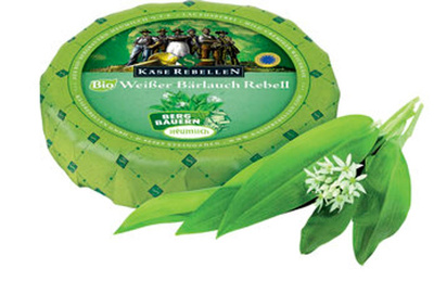 Produktfoto zu Heumilchbrie mit Bärlauch, 50% von Käserebellen